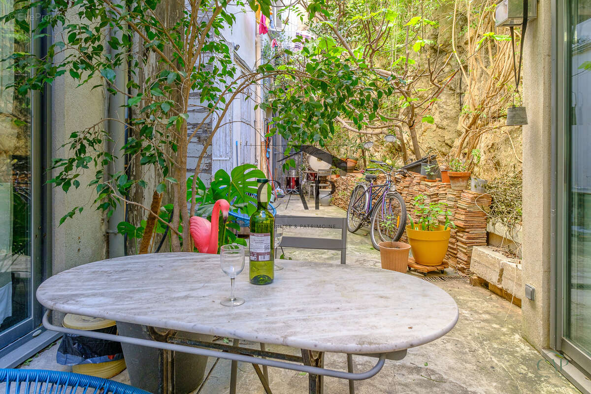 Appartement à MARSEILLE-7E
