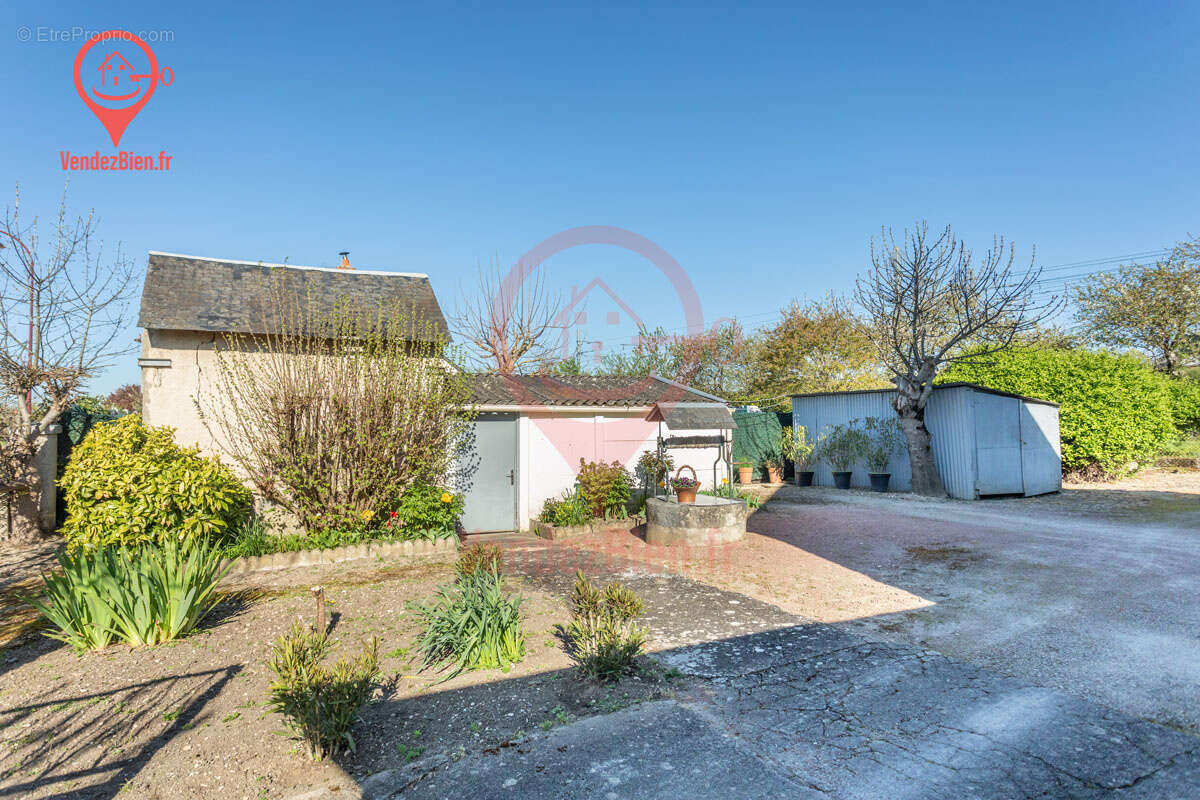 Maison à SAINT-DOULCHARD