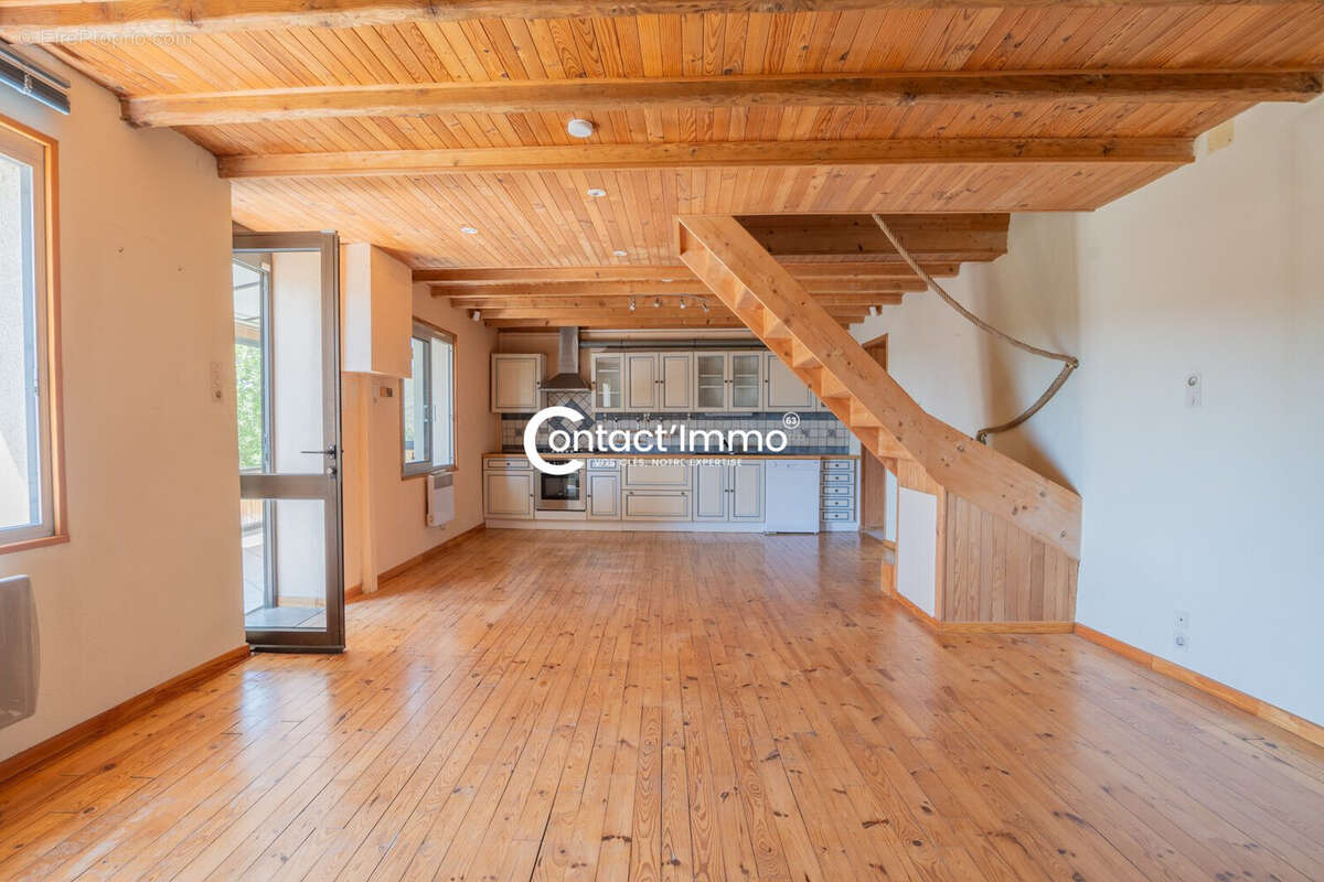 Maison 116 m² à Seychalles  - photo 4