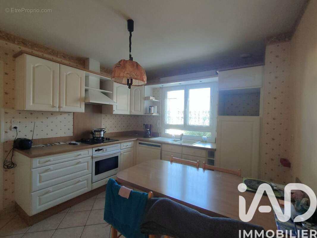 Photo 2 - Maison à LA RIVIERE-DE-CORPS