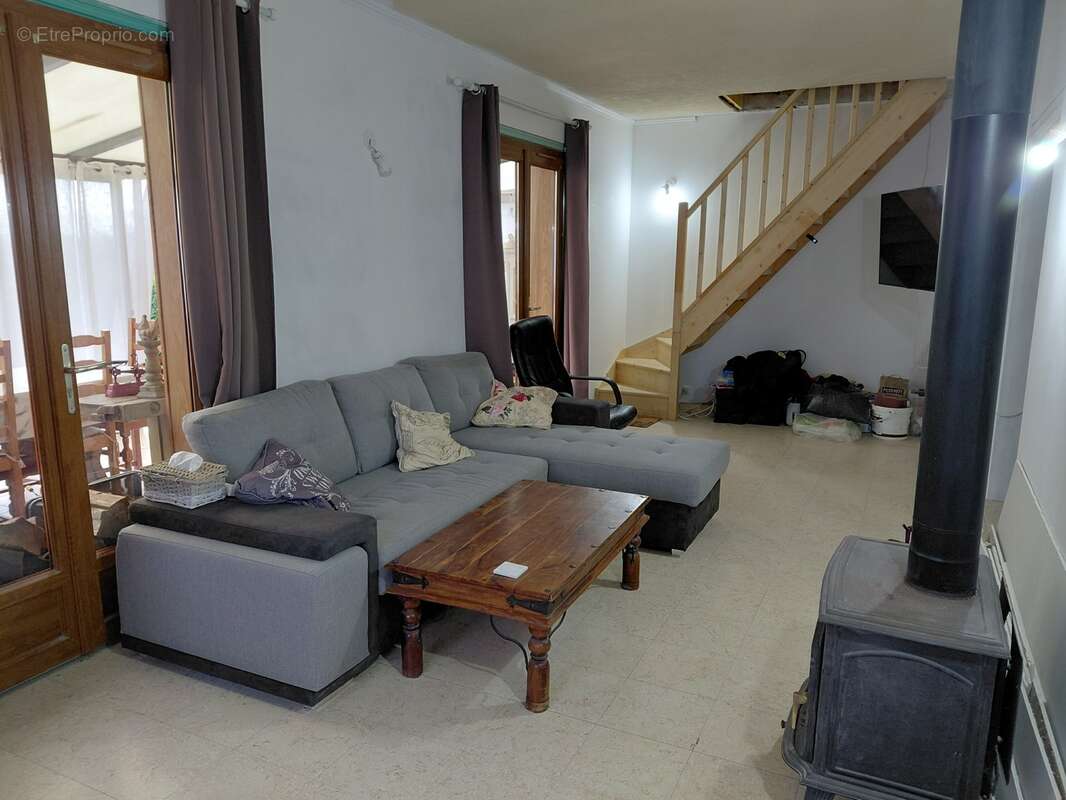 au28 - Maison à PENDE