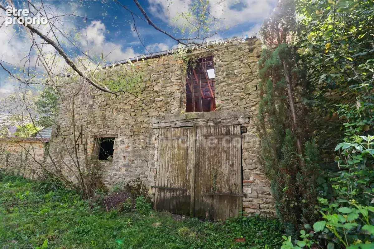 Maison de Charme et de Caractère -175 m² environ - 10 pièces - 7 chambres - Terrain 1450 m² environ - SAINT SULPICE LES FEUILLES - photo 45