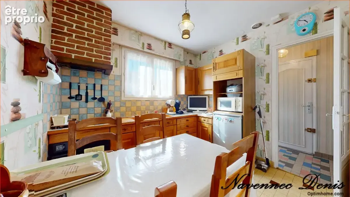 Maison de plain-pied surélevé – 2 chambres – Sous-sol complet – Jardin 600 m² – Louviers centre - photo 4