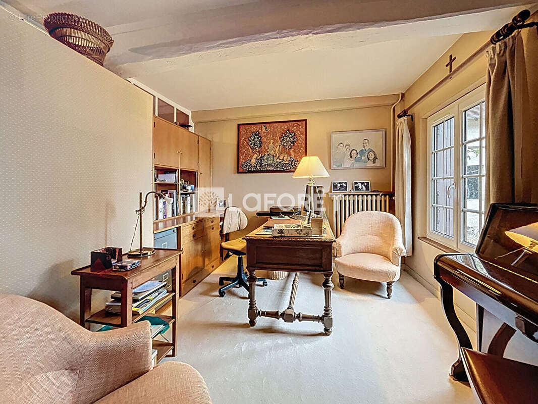 Maison à MEZIERES-EN-VEXIN