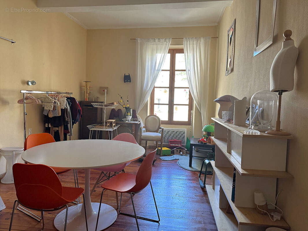 Maison à VILLENEUVE-LES-AVIGNON