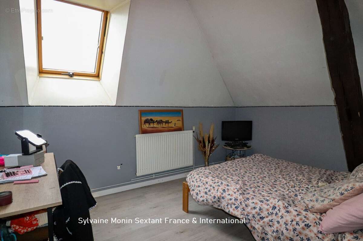 Maison à SAINT-MEDARD-D'EXCIDEUIL