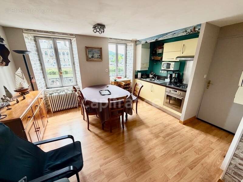 Appartement à CHATEAULIN