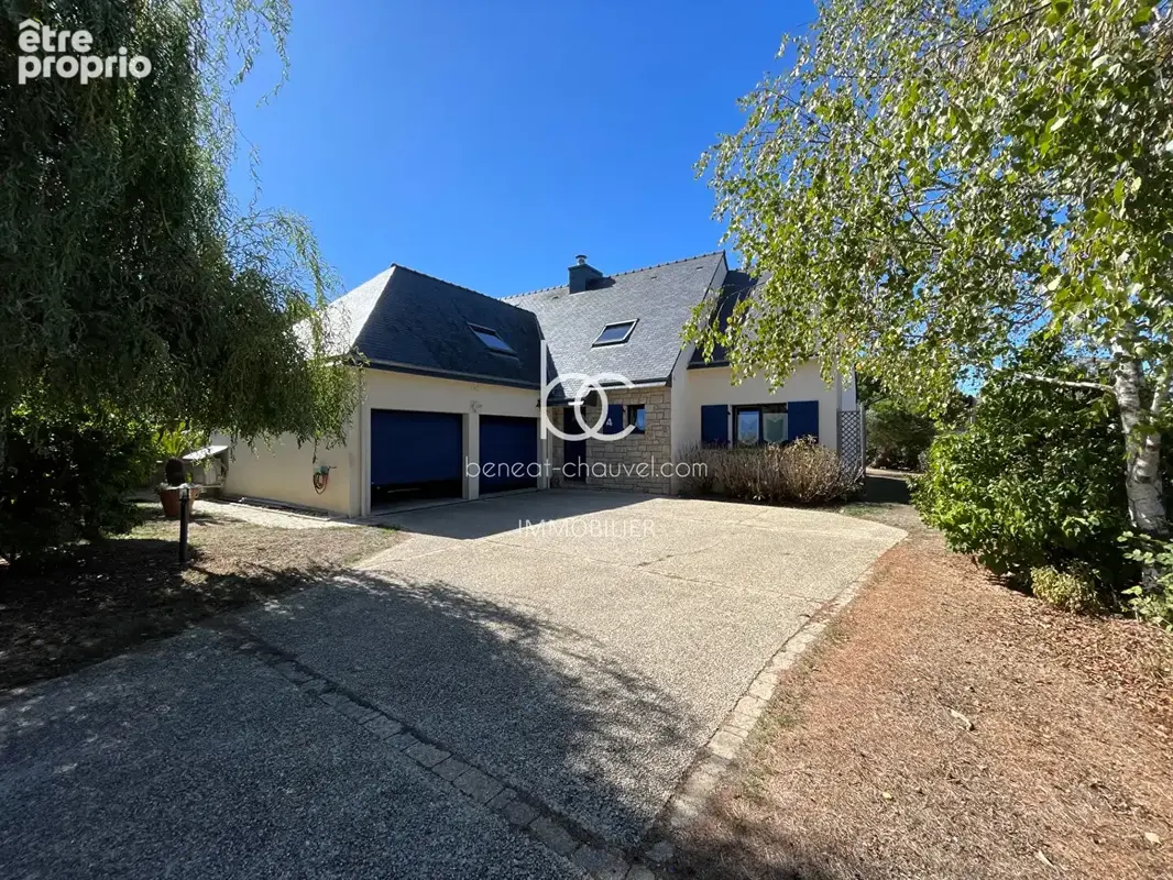 Photo Maison à Saint-Gildas-De-Rhuys au prix de 728 000€