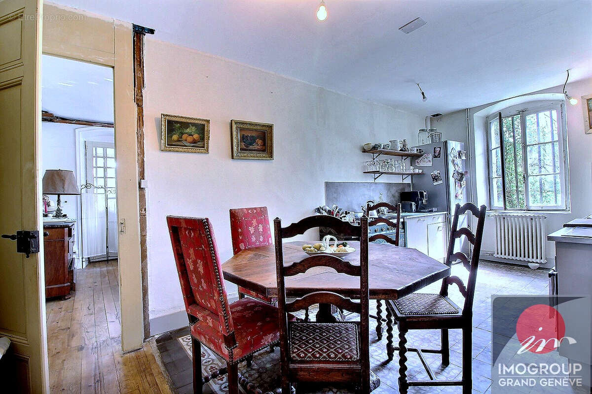 Maison à DOUVAINE