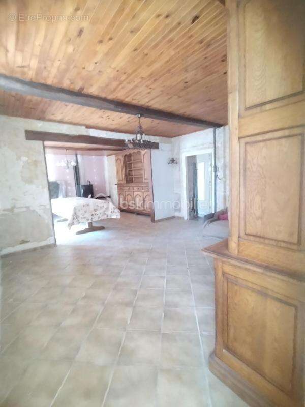 Charmante longère sur un terrain de 9900 m² - Un havre de paix à 30 minutes de Reims - photo 23