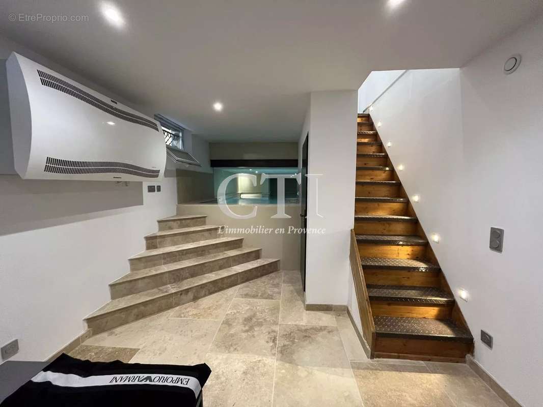 Maison à VAISON-LA-ROMAINE