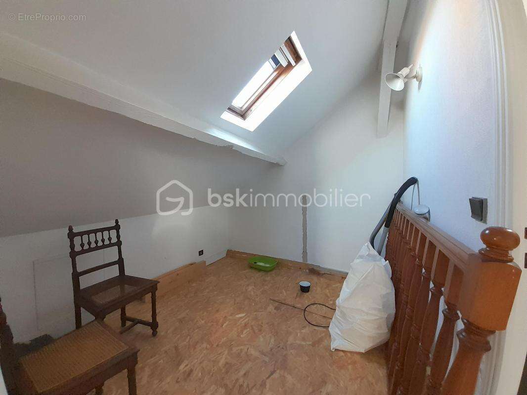 Appartement à MONTLHERY