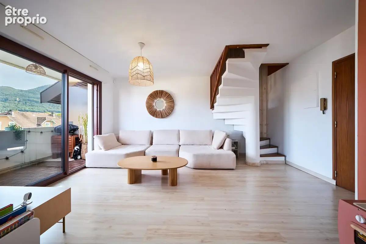 Annecy le vieux t3 dernier etage - photo 1