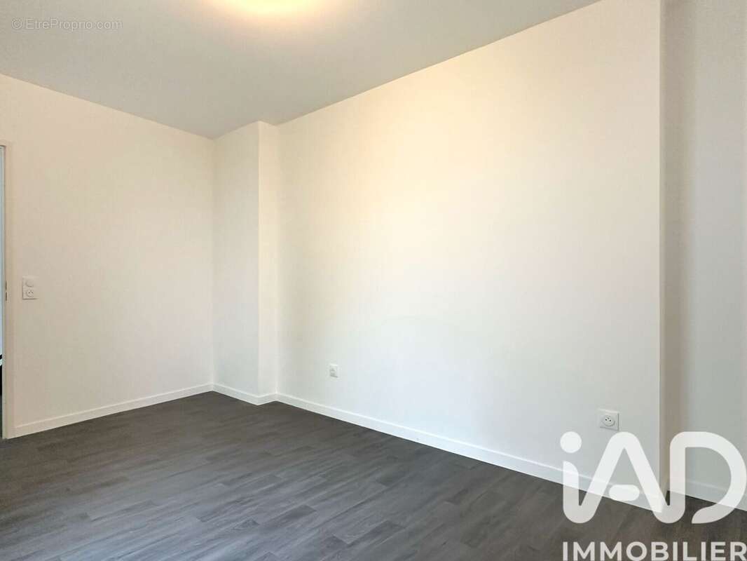 Photo 8 - Appartement à LA COURNEUVE