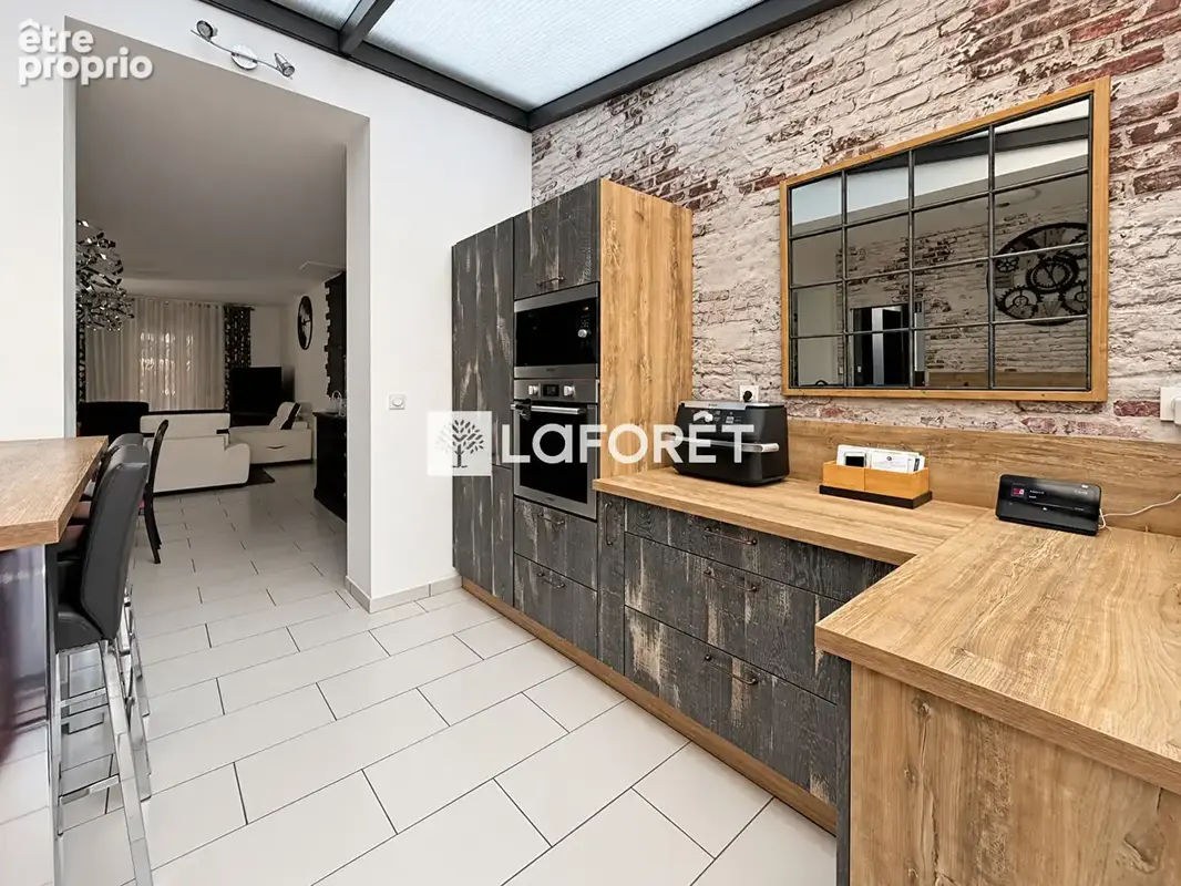 Maison de ville 145 m² - 3 chambres - Grand garage - Petit courgain - photo 5