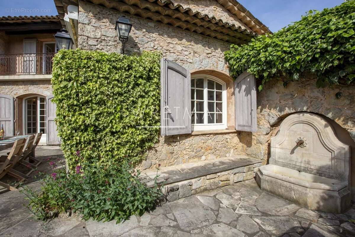 Maison à GRASSE