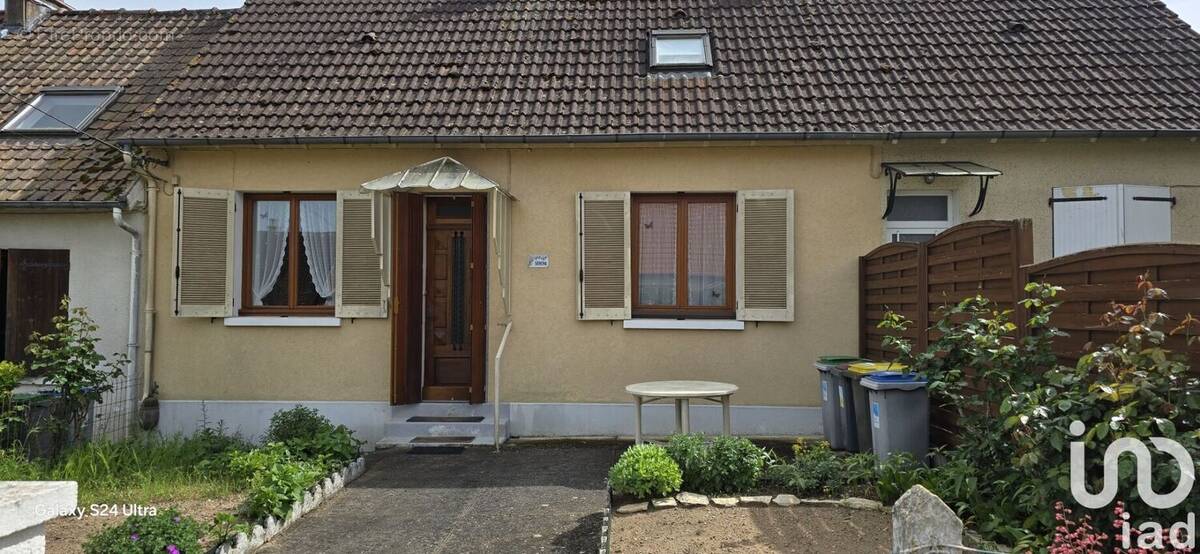 Photo 1 - Maison à VENESMES
