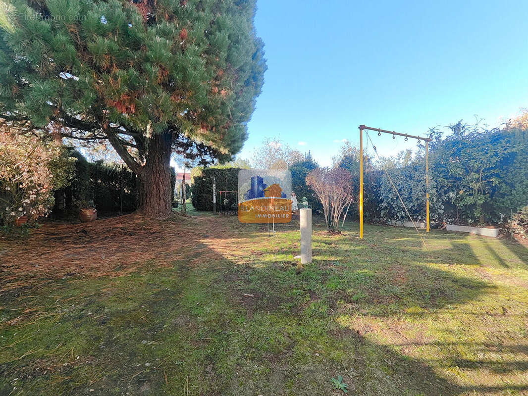 Maison à BOUGUENAIS