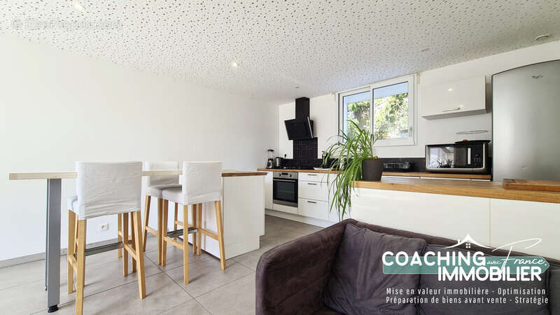 Maison rénovée mitoyenne sur 2 niveaux - photo 3