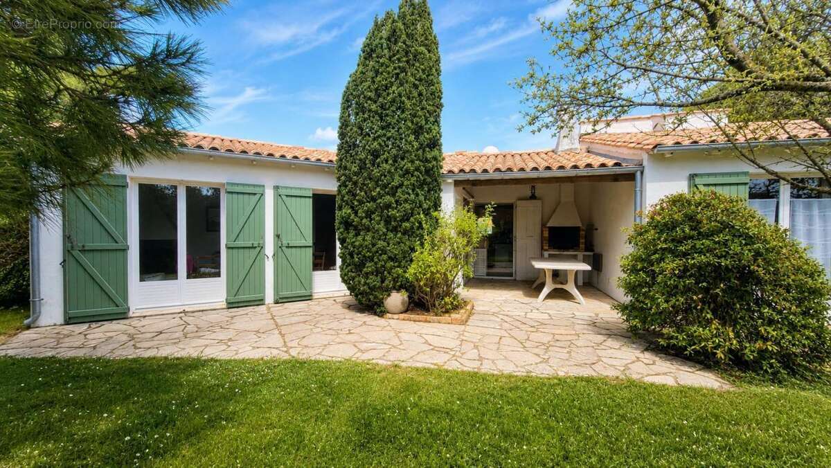 Maison à LA COUARDE-SUR-MER