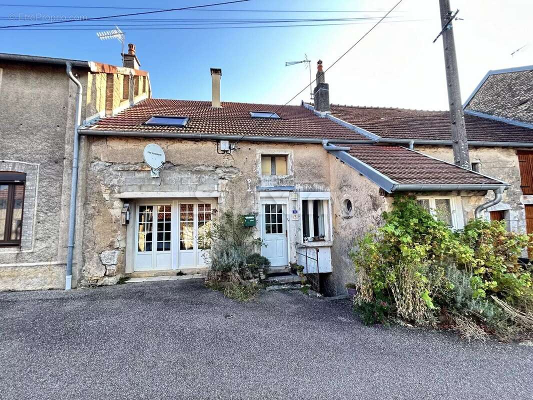 Maison à CHAMPLITTE