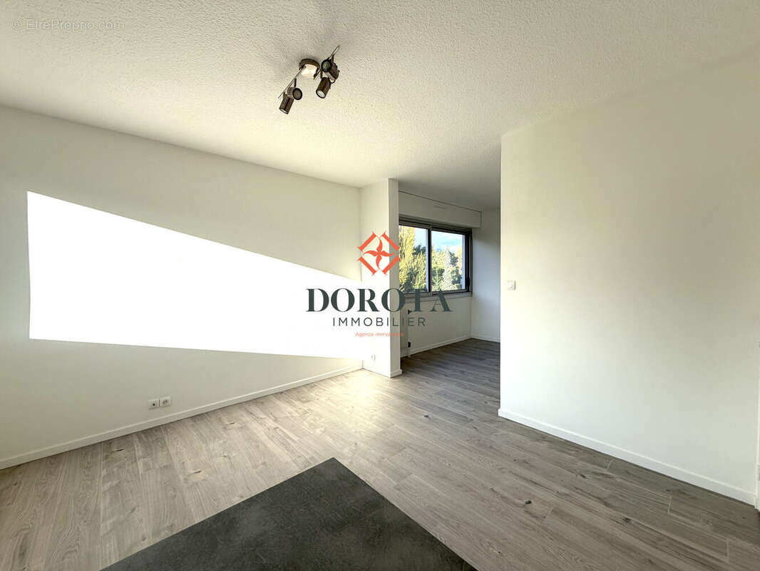 Appartement à MEYLAN