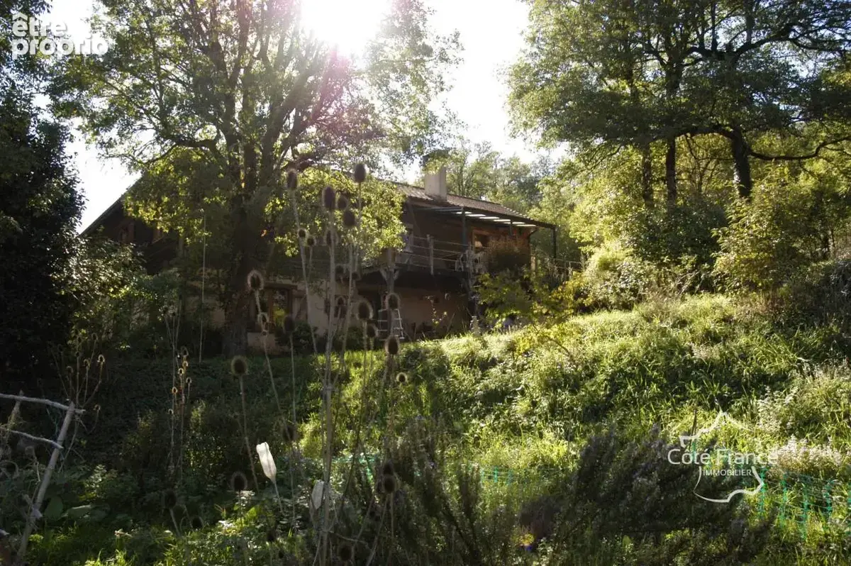 Maison avec belle vue, grand hangar et 4.3 ha terrain - photo 18