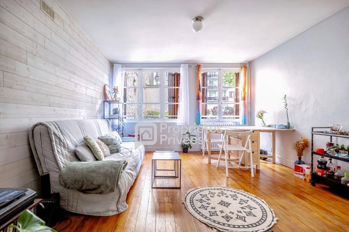 Appartement à ISSY-LES-MOULINEAUX