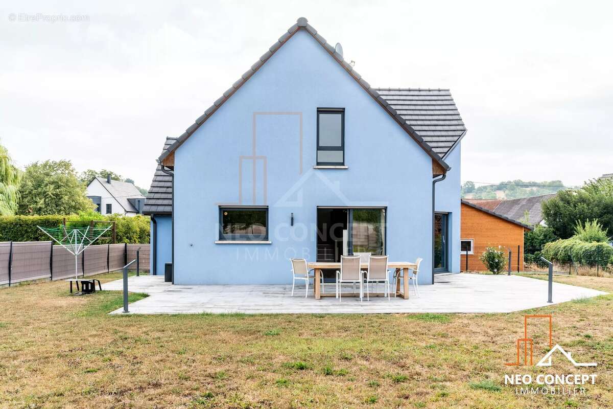 Maison contemporaine de 2012 sur 10 ares – 3 chambres, grande terrasse avec grand carport - photo 5