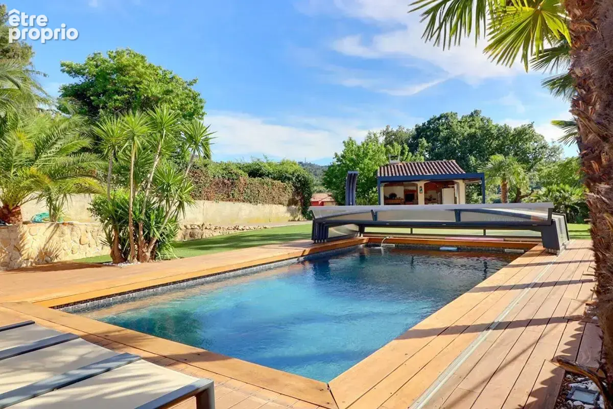 Maison Aubagne 8 pièce(s) 190 m2 avec piscine - jacuzzi sur 1200 m2 de terrain - photo 6