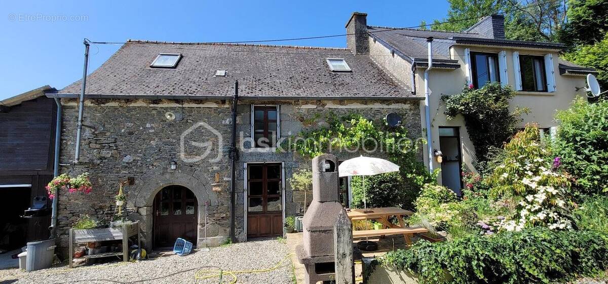 Maison à LANGOURLA