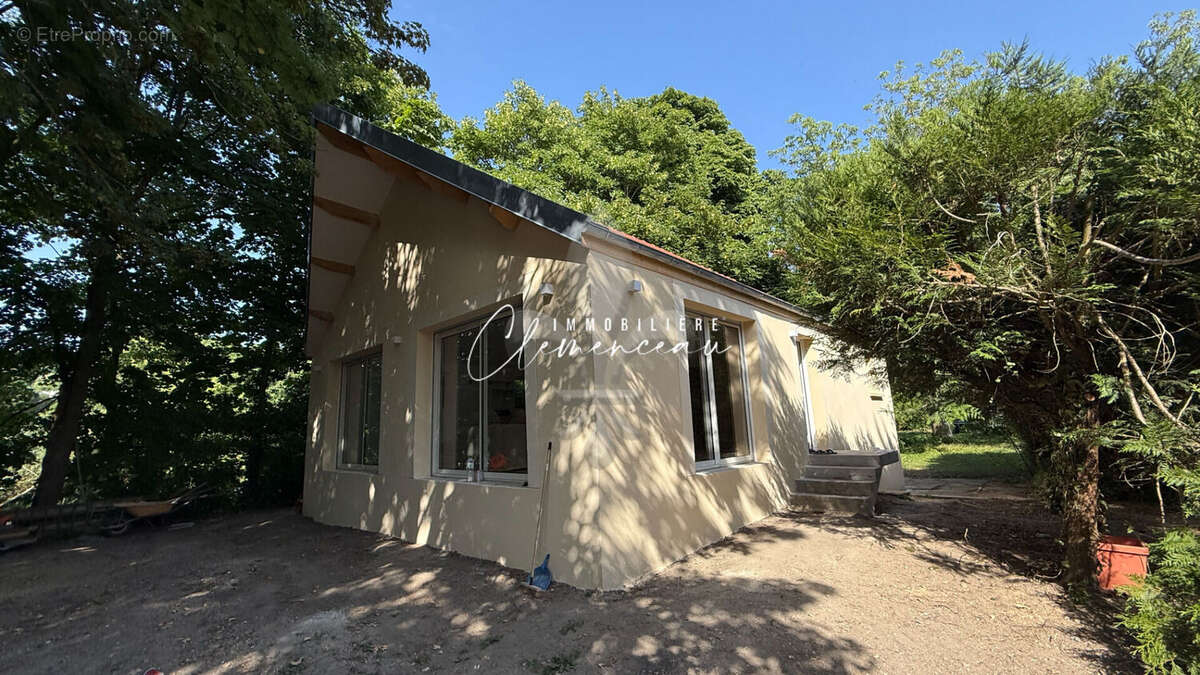 Maison à VAUX-SUR-SEINE