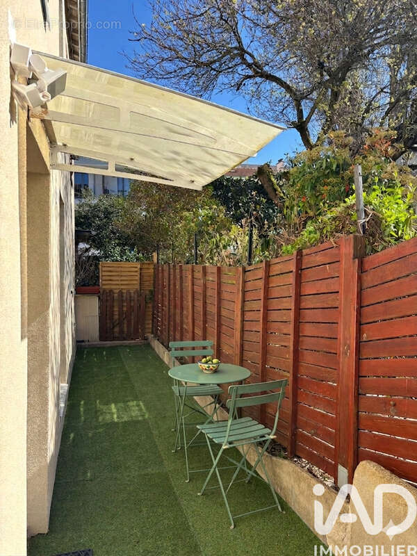 Photo 2 - Appartement à SURESNES