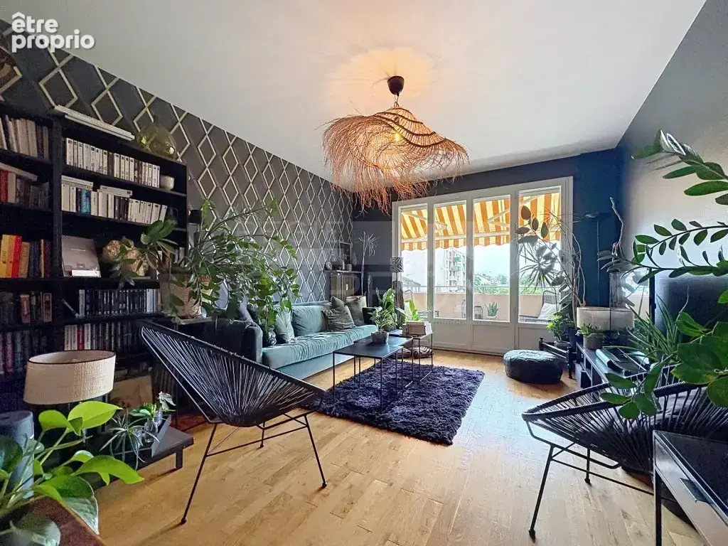 Appartement à LYON-8E