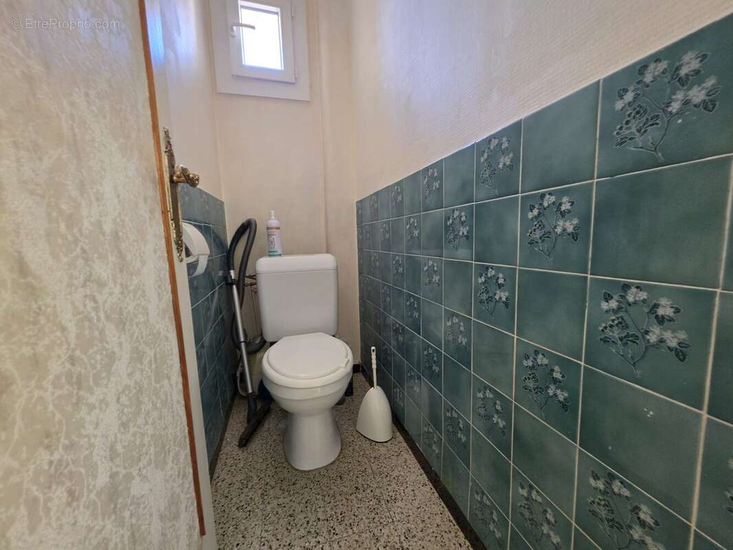 Appartement 67 m² à Decines-Charpieu  - photo 9