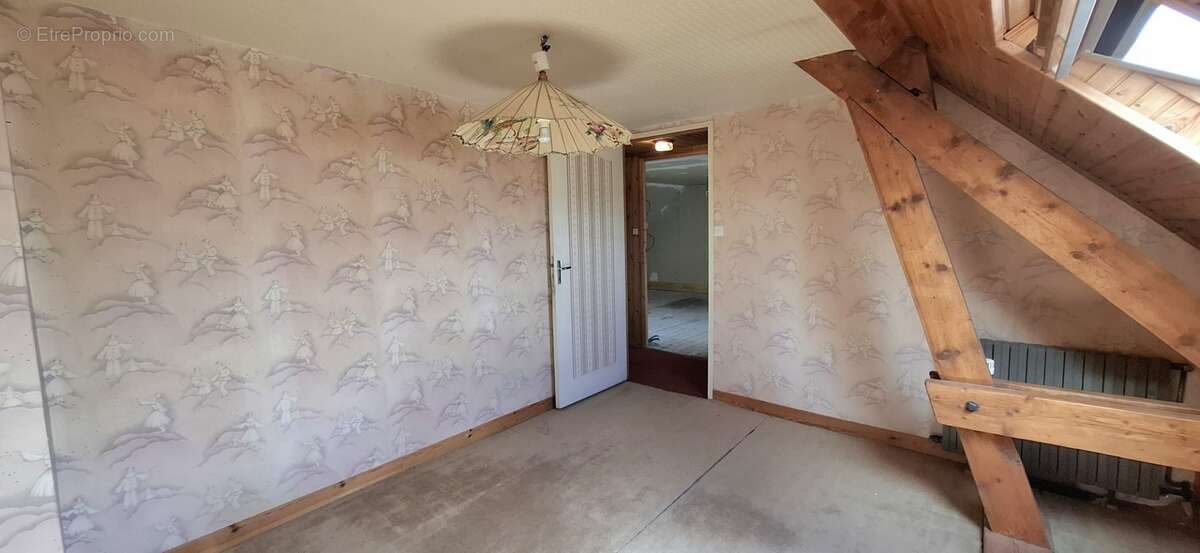 Maison indivuelle à vendre 6 pièces, Garage et Jardin ETREILLERS (02590) - photo 24