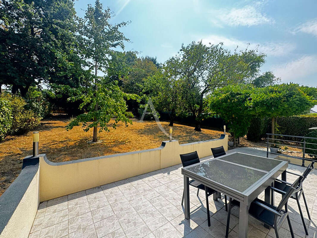 Maison 4 pièces - 115 m² - Sous-sol total, double garage, terrain 782m²  - La Norville 91290 - photo 9