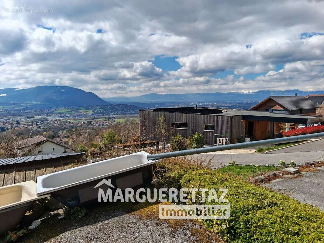 Appartement à CRANVES-SALES
