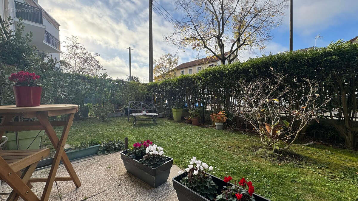 Appartement à LIVRY-GARGAN