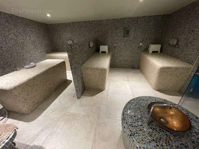 Maison à SAINT-ETIENNE