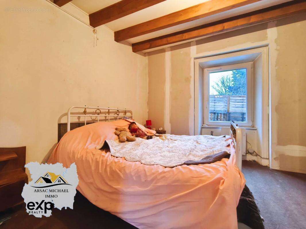 Maison à SAINT-GERMAIN-L&#039;HERM