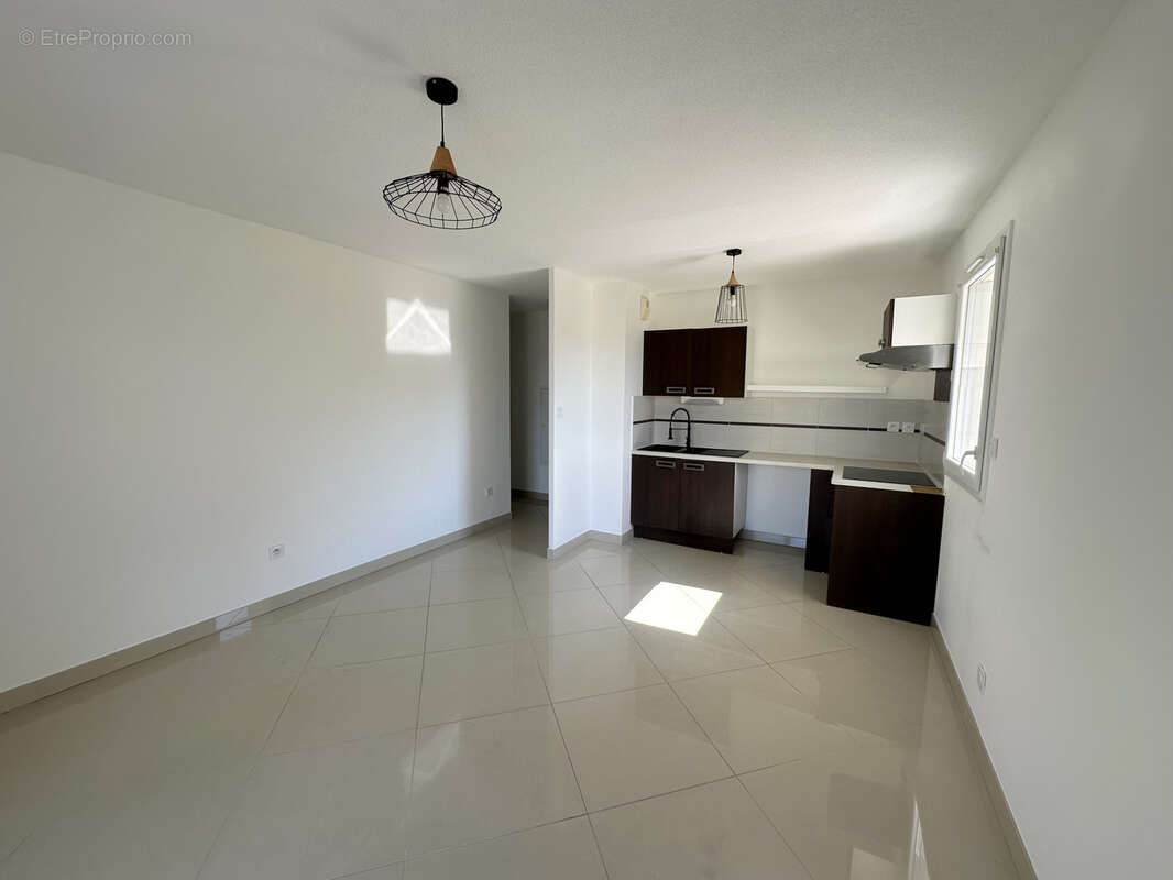 Appartement à FLEURY