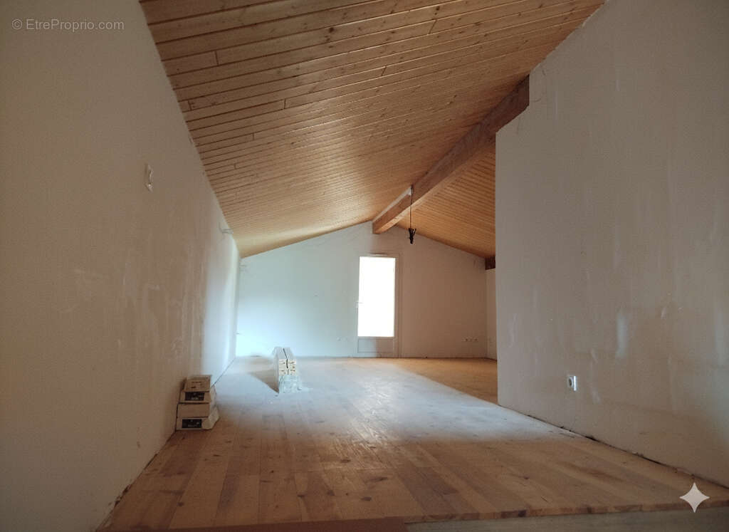 Maison à VIELMUR-SUR-AGOUT