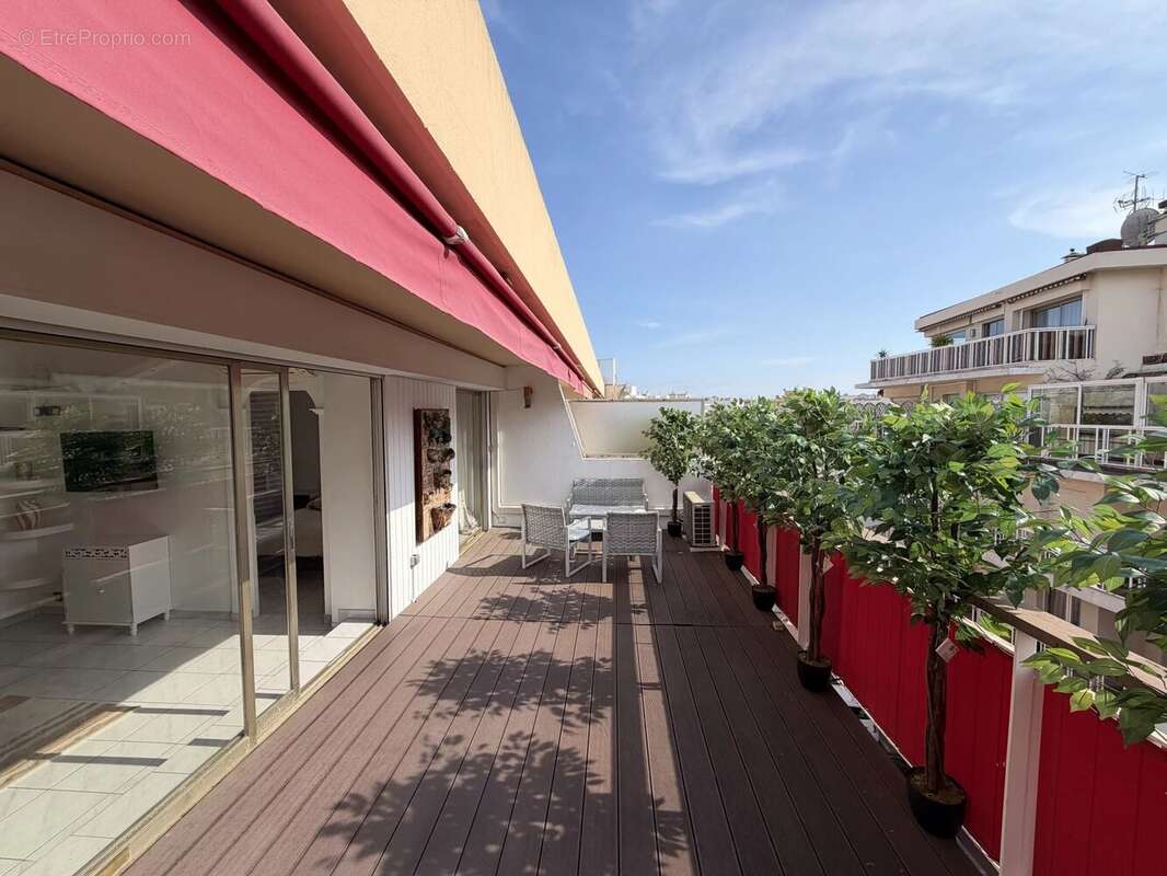 Appartement à CANNES