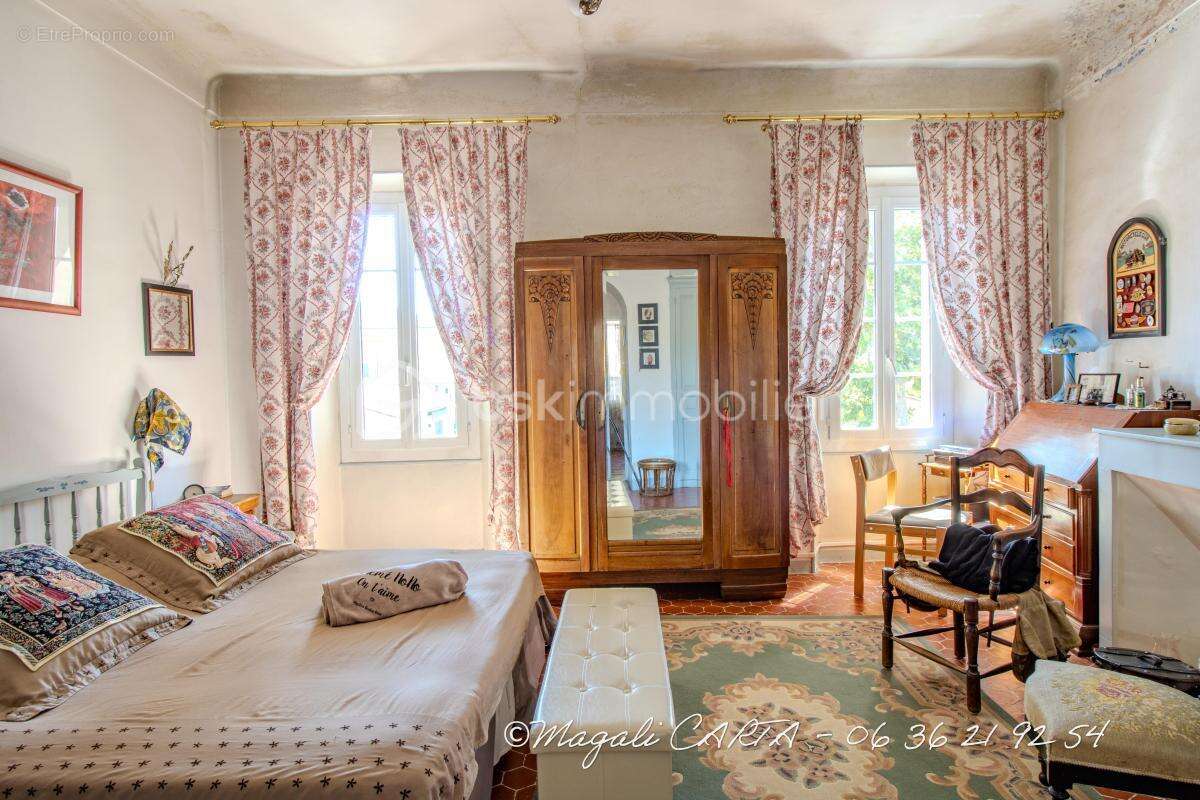 Maison Atypique avec garage et cours intérieure - photo 11