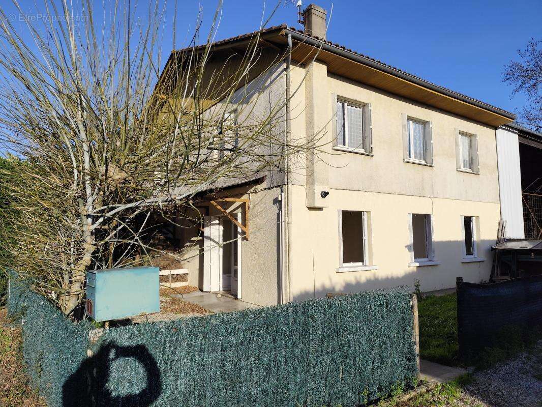 Appartement à POMEROL