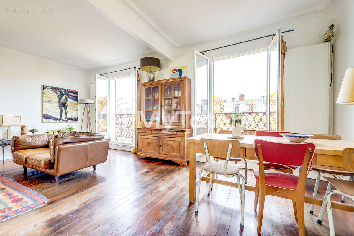 Appartement à PARIS-11E