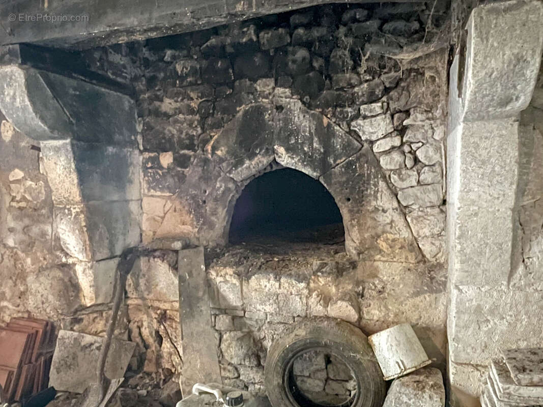 Maison à SAINT-SAUVEUR