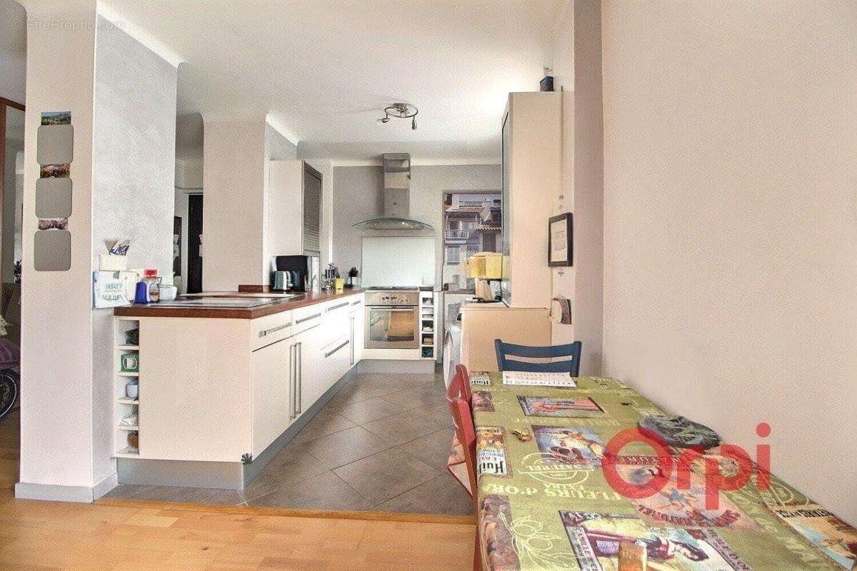 Appartement T3 avec balcon et cave proximité plage - photo 4
