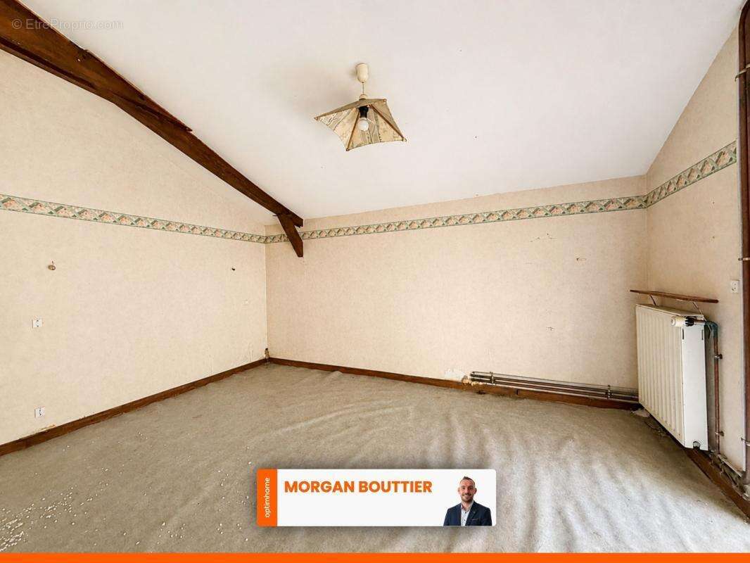 Maison à vendre 5 pièces NOYANT-VILLAGES (49) - photo 9